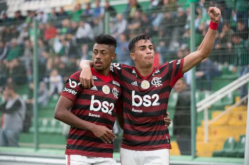 Flamengo completa 10 jogos de invencibilidade, com nove vitórias e um empate