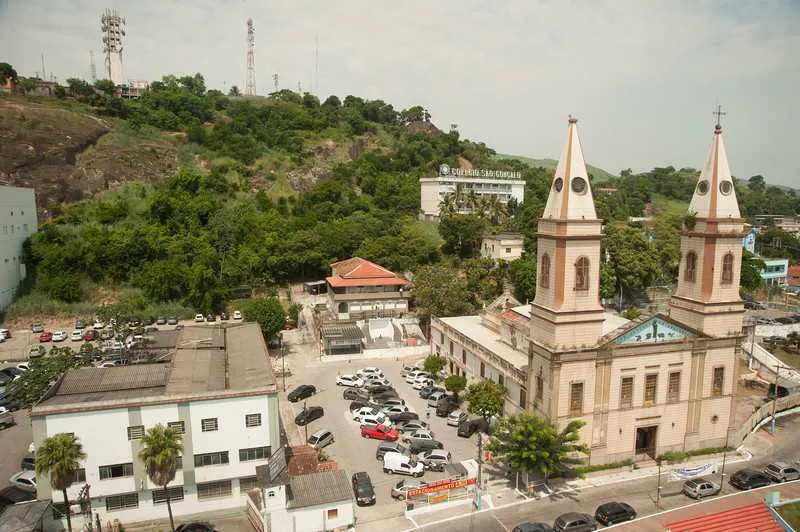O principal objetivo do projeto é o reflorestamento do morro que fica atrás da histórica Igreja Matriz de São Gonçalo.