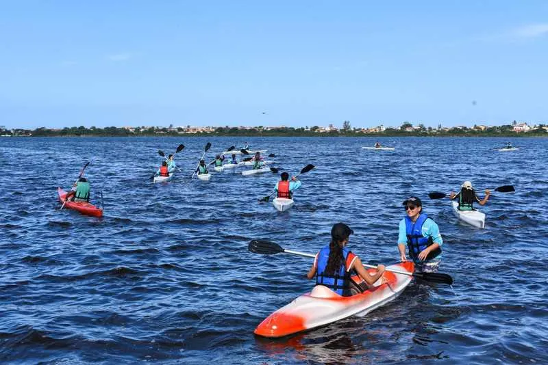 Recentemente os "pupilos aquáticos" fizeram uma travessia entre as lagoas do Boqueirão e Araçatiba