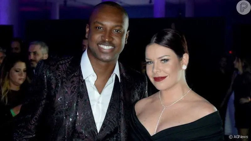 Thiaguinho e Fernanda Souza anunciam separação após 8 anos e meio juntos