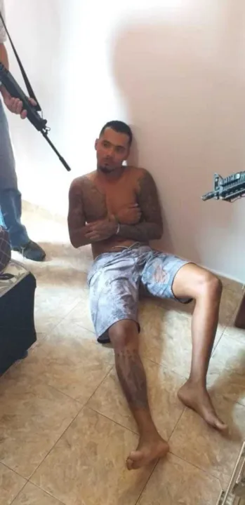 Foto de '3N' preso circula nas redes sociais  