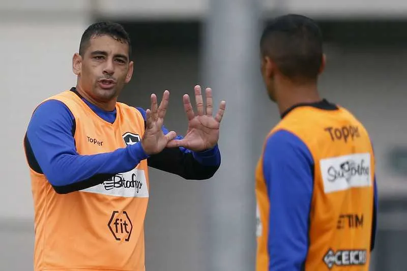 O Alvinegro está há quatro jogos sem vencer 