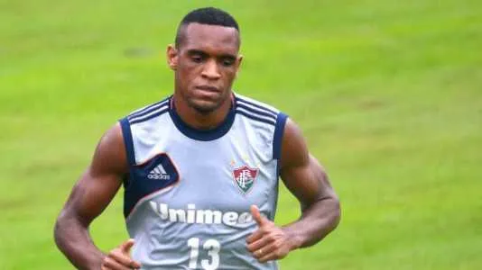 Jogador está a disposição do técnico Oswaldo de Oliveira