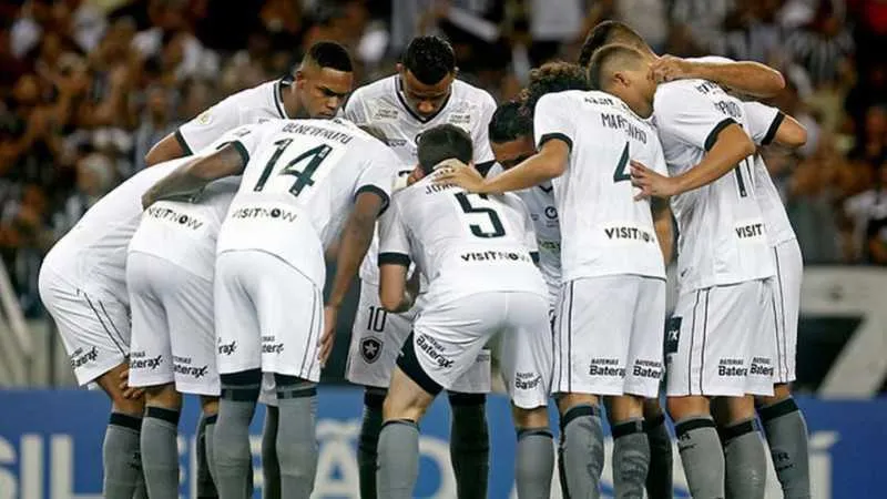 Botafogo perdeu muito fôlego no segundo tempo na última partida contra o São Paulo