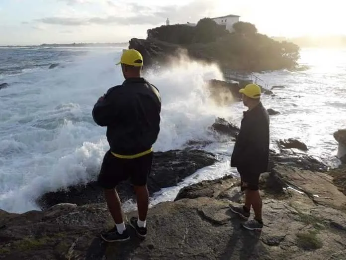 As ondas podem atingir até 2,5 metros 