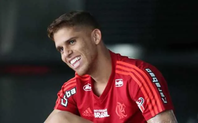 O volante tem interesse no futebol europeu