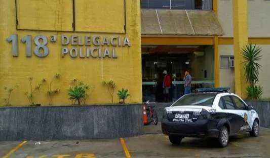 Vítima e acusado foram levados para a 118ª DP