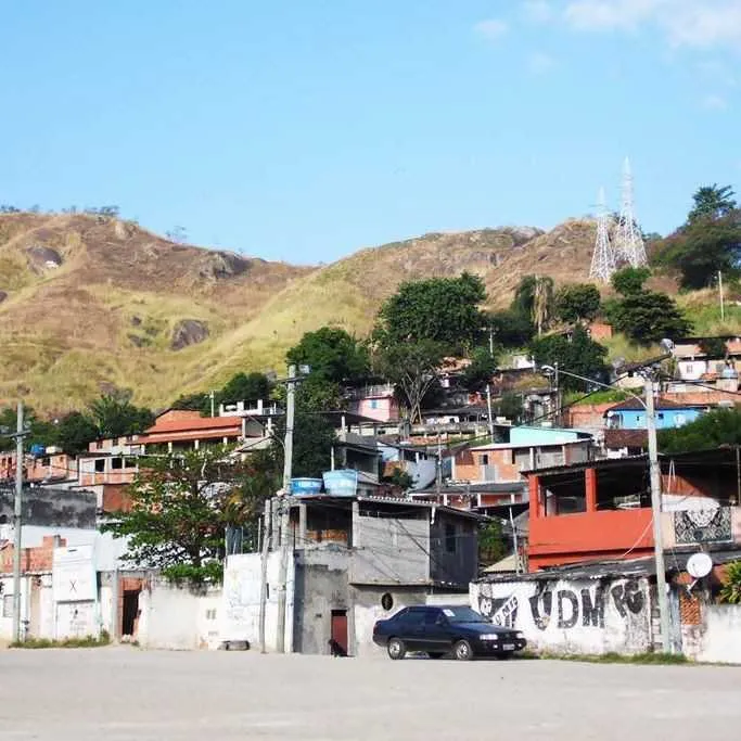 Agentes foram recebidos a tiros, dando inicio a um intenso confronto