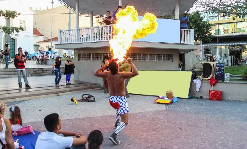 Cada artista ou grupo participante poderá se inscrever em até três projetos diferentes