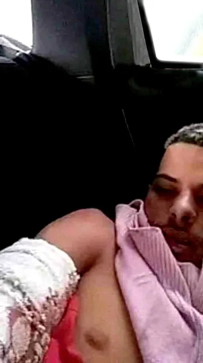 'Xandinho' ferido, em carro, após 'atendimento' em 'hospital do tráfico' 