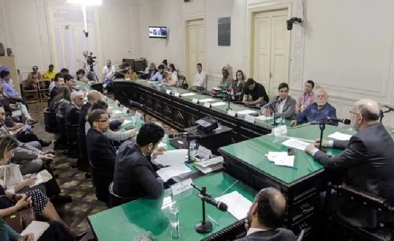Acordo está sendo analisado pela Alerj