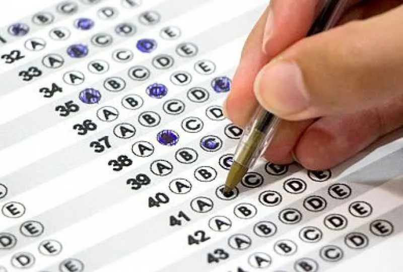As chances são para pessoas formadas em todos os níveis e a remuneração pode chegar até R$ 4 mil