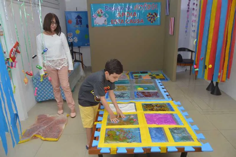 Espaço funciona em parceria com a ONg 'Espaço do Autista' e a loja Caçula