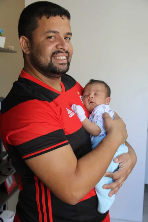 Lincoln da Silva se tornou pai há pouco mais de um mês
