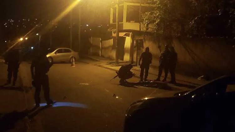 Corpo foi encontrado na Rua Mário Alencar, no bairro Laranjal