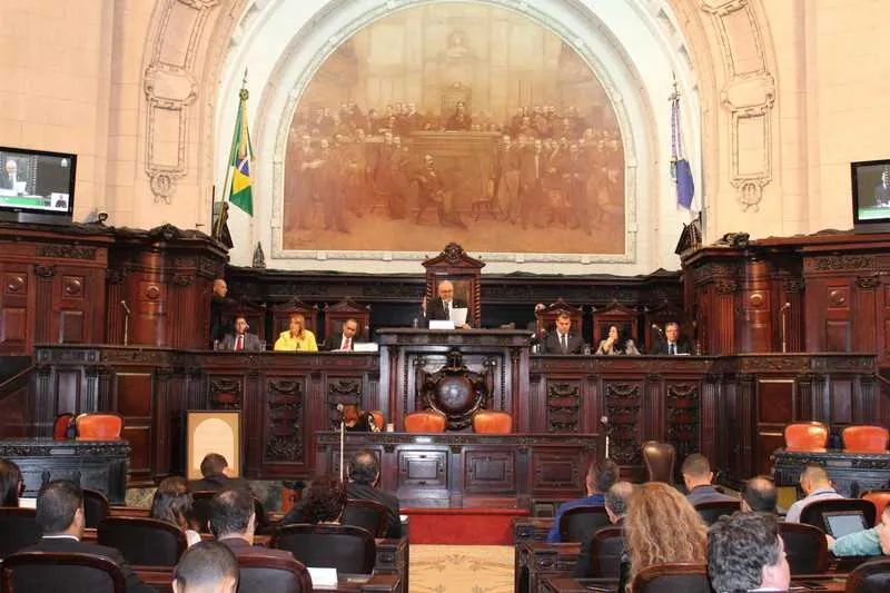 A reunião encerra os trabalhos da Comissão Parlamentar de Inquérito