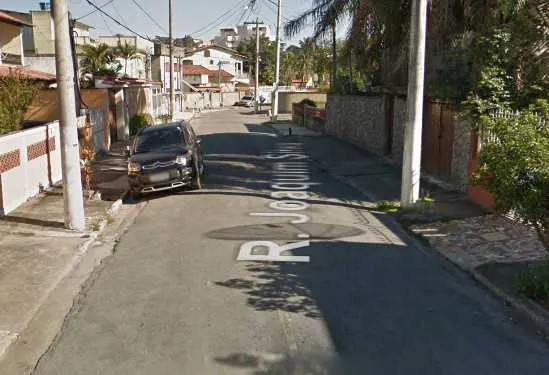 Criminosos teriam se entregado na Rua Joaquim Silva, no Mutondo