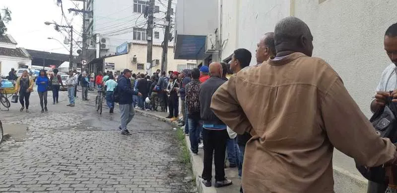Houve ligeira queda na comparação com o trimestre anterior
