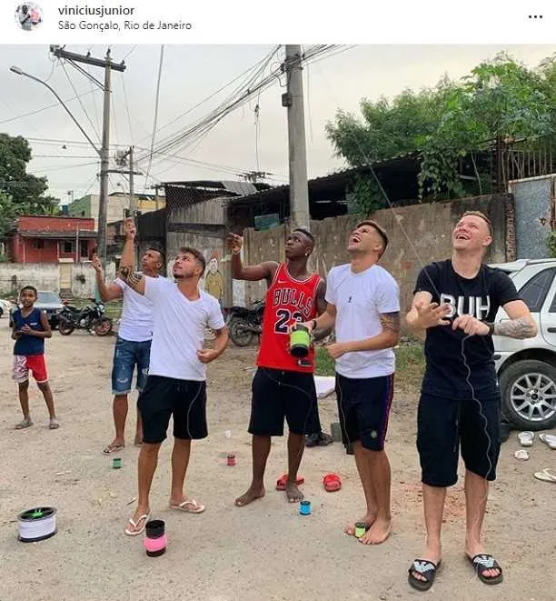 A foto já conta mais de 260 mil curtidas em sua conta do Instagram