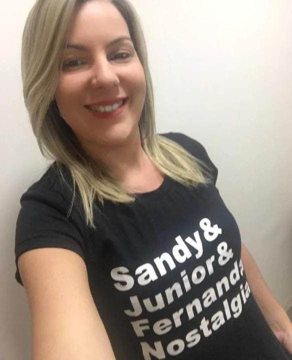 Fernanda personalizou camisa para ir ao show