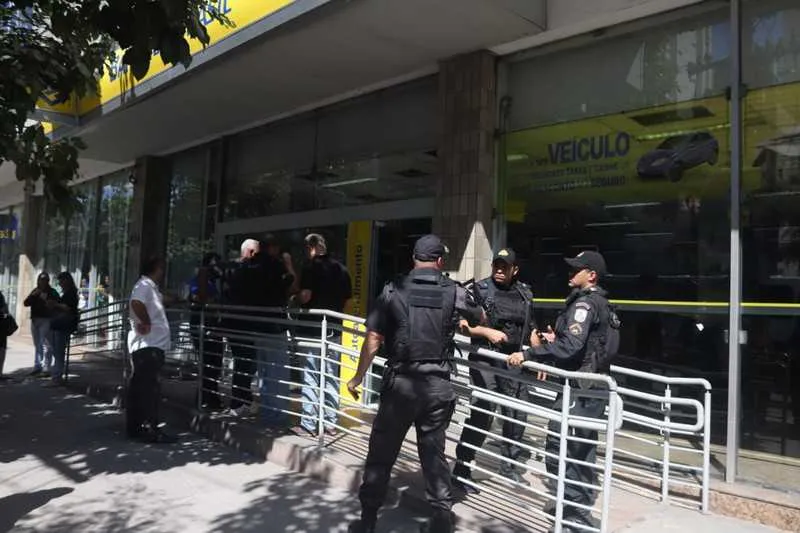 Não há informações se algo foi levado