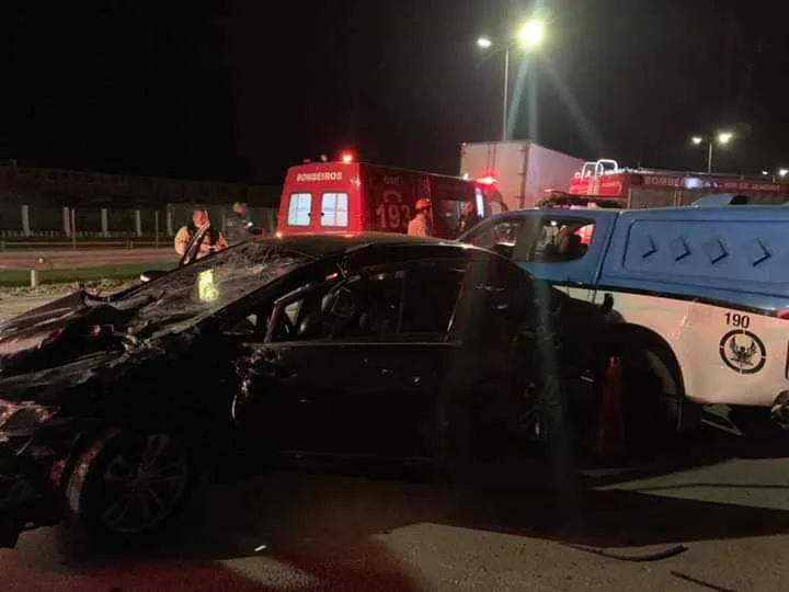 Vítimas foram encaminhadas para o Hospital Estadual Alberto Torres e um policial foi para o HCPM-RIO