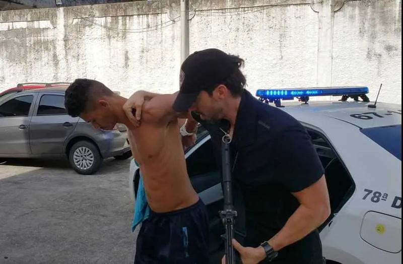 Ele foi capturado após informação recebida pelo Disque Denúncia