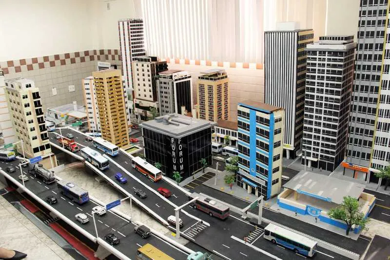 Maquete está exposta na Viação Mauá, no bairro do Boaçu