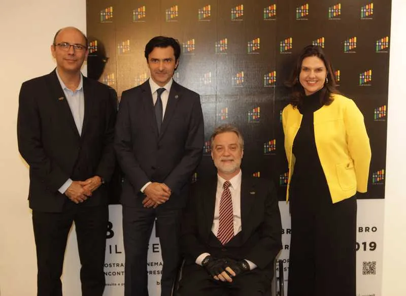 Organizado pela UFF, em parceria com a Prefeitura, evento reúne especialistas do Brasil, Rússia, Índia, China e África do Sul
