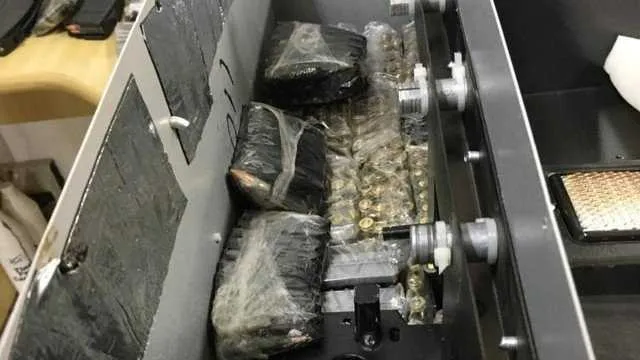 Imagem ilustrativa da imagem Quadrilha transportava munição para o tráfico do Rio em churrasqueira elétrica