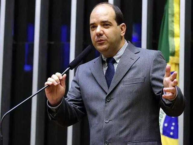 Imagem ilustrativa da imagem Pena maior para quem atenta contra a vida do policial