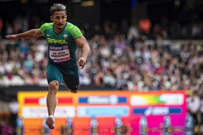Fábio nasceu com paralisia cerebral e viu que através do esporte conseguiria superar obstáculos
