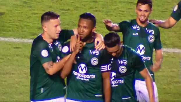Goiás aproveitou a falta de entrosamento do elenco para golear o Fluminense