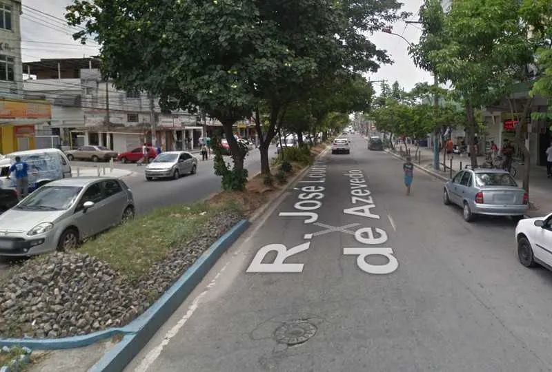 Homem teve ferimentos na perna e no braço