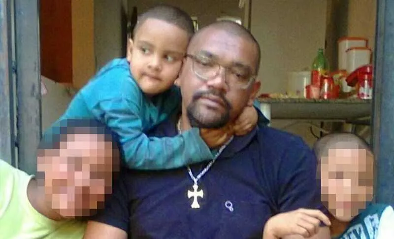 Homem mata a si próprio e a filho como vingança 