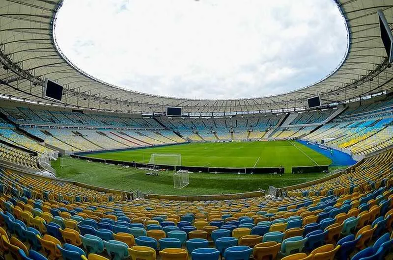 Imagem ilustrativa da imagem Zagueiro do Fluminense entra em campo para alcançar marca histórica