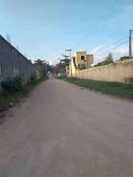 Imagem ilustrativa da imagem Rua em Marambaia, em São Gonçalo, segue sem receber atenção da Prefeitura