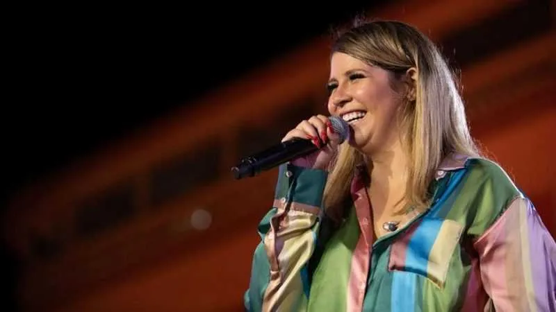 Cantora sertaneja é conhecida por músicas que falam de amor e traição