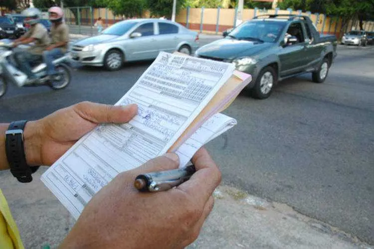 Motoristas terão que entrar com ação para reaver valor das multas e tirar os pontos da carteira