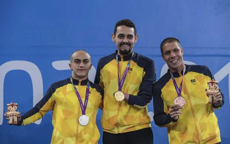 Brasileiros formaram, por duas vezes, pódio 100% verde e amarelo