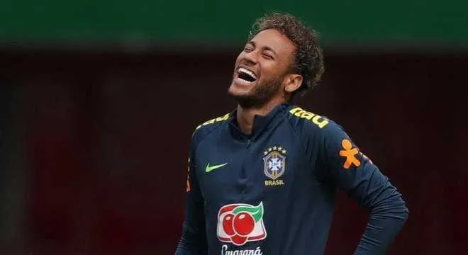 Acusado de estupro, Neymar não é mais investigado pelo crime