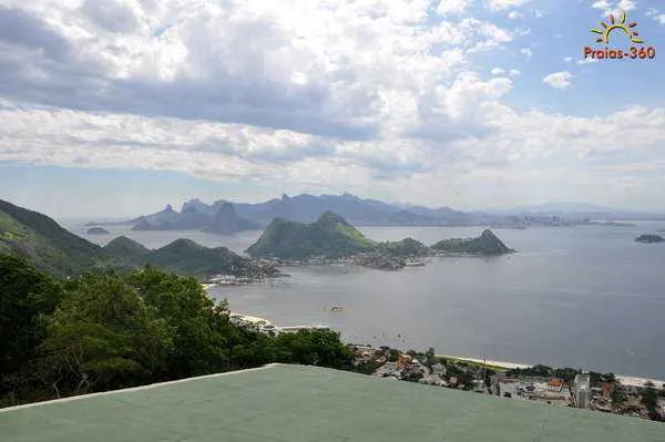 Vítimas foram abordadas na localidade conhecida como Trilha de Santo Inácio