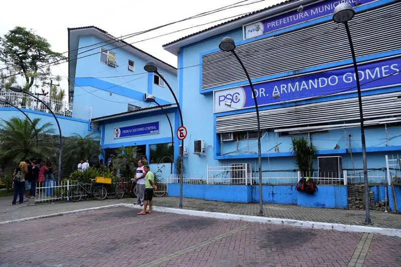 Jovem foi socorrido e levado para o Pronto Socorro Central de São Gonçalo (PSSG), no Zé Garoto