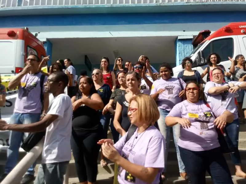 Profissionais reivindicam cumprimento de acordo estabelecido em 2018