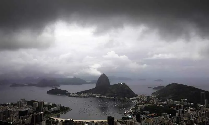 Imagem ilustrativa da imagem Chuva vai continuar em todo o estado nesta sexta-feira