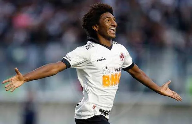 Talles deverá começar a treinar pelo sub 17 no próximo sábado(14)