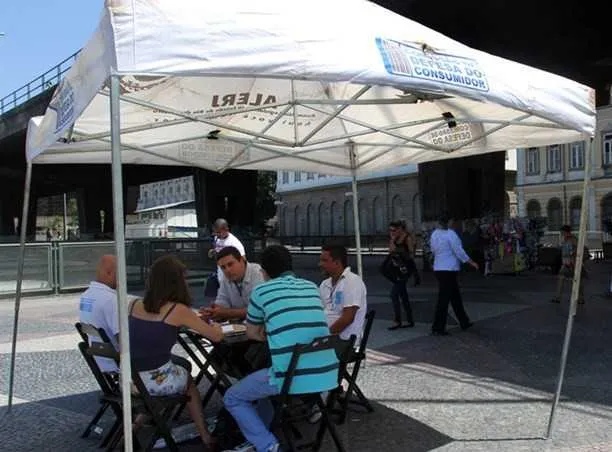 Imagem ilustrativa da imagem Tenda do consumidor atende em São Gonçalo