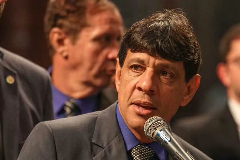 Atualmente, a comprovação é feita através de laudos médico