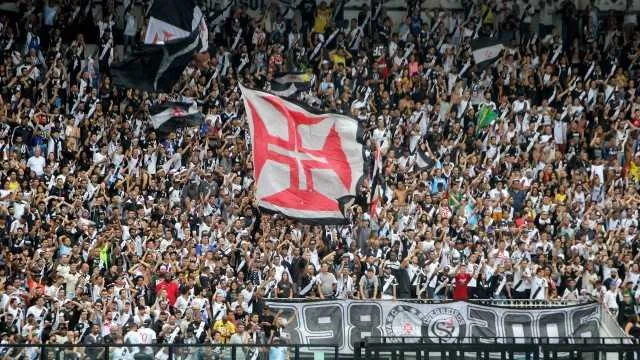 O clube ocupa a 12ª posição na tabela 