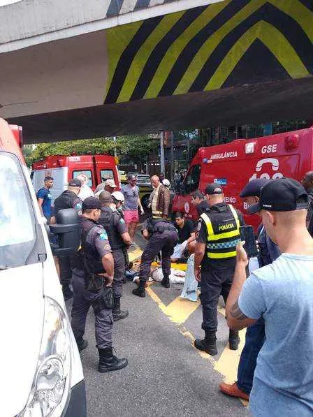 A ação foi acompanhada por PMs do 23º BPM (Leblon) e do BPTur